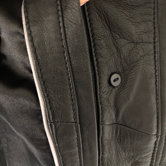 Danier Leather Jacket - Picture 4 of 6